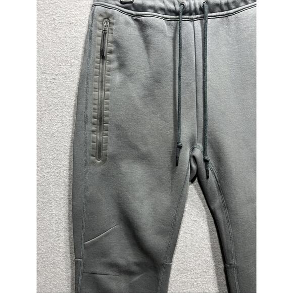 Nike Tech Fleece Pants Jogger Gray Slim Fit Tapered Leg Sweatpants Mens Size L - Picture 4 of 14